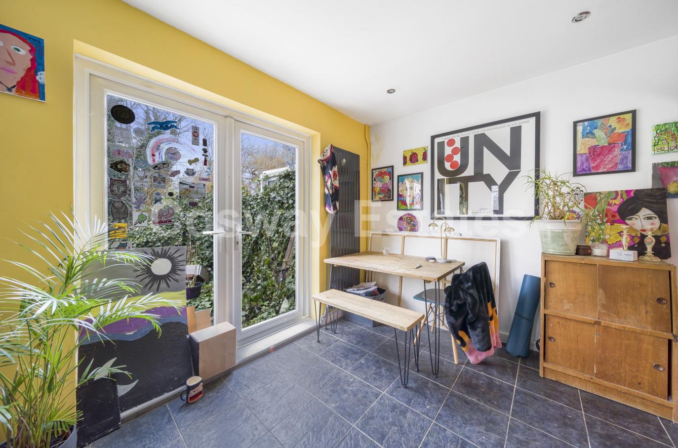 Woodcote Avenue, London